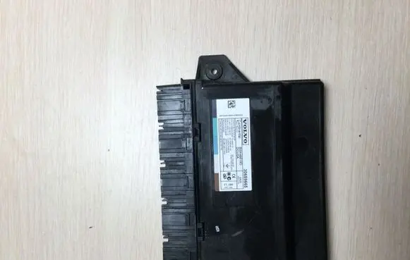 Volvo XC60 Keyless (KESSY) go control unit/module 30659665