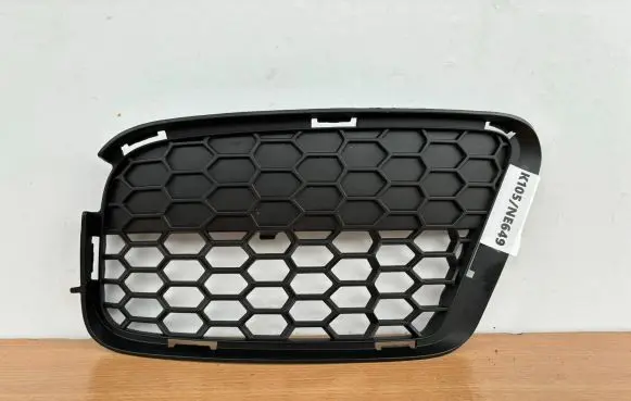 BMW X1 E84 Front bumper lower grill 51117845542