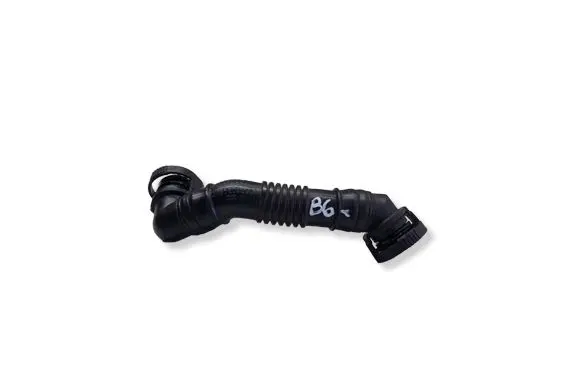 Volkswagen PASSAT B6 Breather hose/pipe 03G103493D