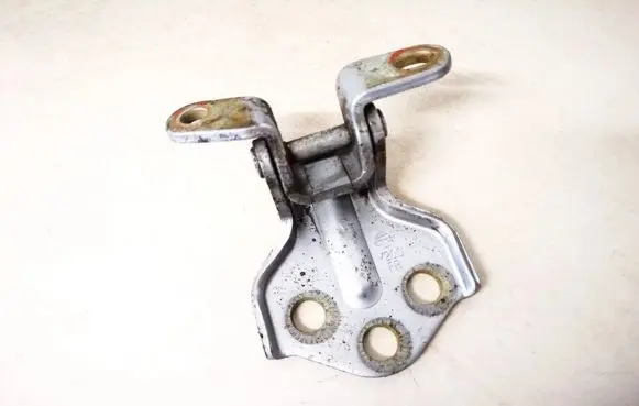 SsangYong Rexton Rear door lower hinge