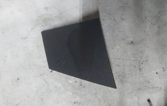 Side speaker trim/cover