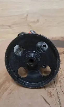 Volvo S40, V40 Power steering pump 26083376 26054891