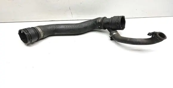 BMW 5 E39 Engine coolant pipe/hose