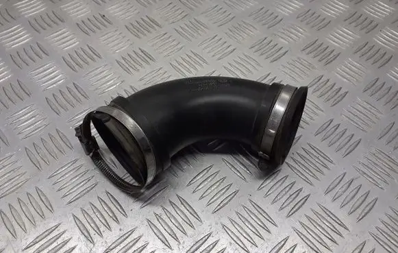 Opel Astra H Air intake hose/pipe 24437915
