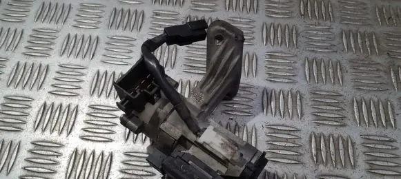 Toyota Corolla E120 E130 Ignition lock contact 45020024 45020-02-4