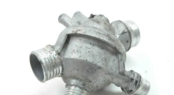 BMW 7 F01 F02 F03 F04 Thermostat 11997710
