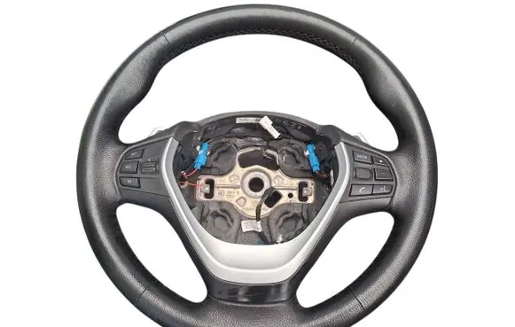 BMW 3 F30 F35 F31 Steering wheel 9218379 679132107 F270210