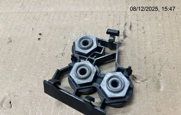 Mercedes-Benz E W213 Radiator support slam panel bracket A2136205800 2136205800