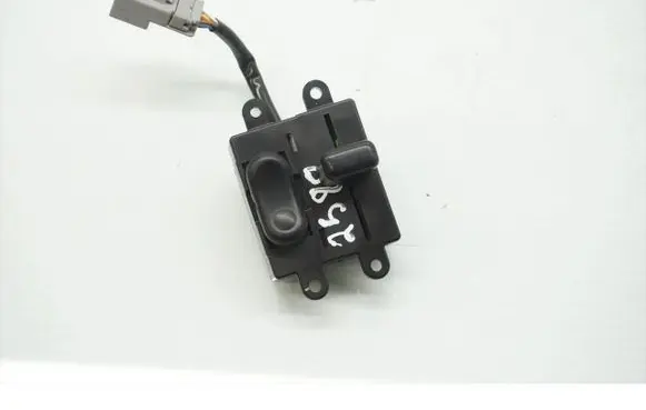 Nissan Murano Z50 Sunroof switch 