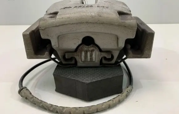 BMW X6 F16 Rear brake caliper 6776790