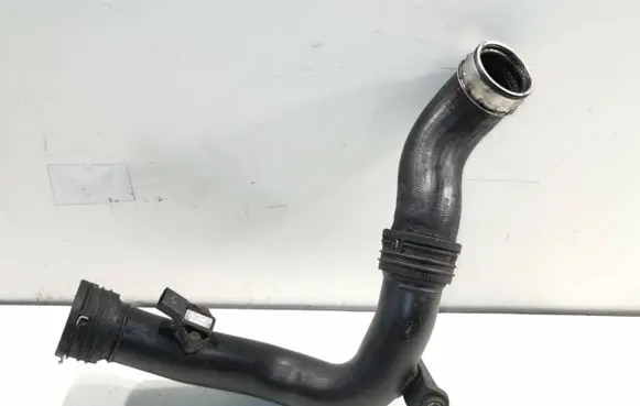 Volkswagen Golf V Intercooler hose/pipe 1K0145770D 1K0145762
