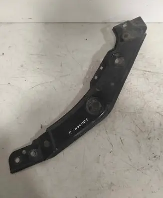 Radiator support slam panel bracket