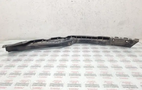 Skoda Octavia Mk2 (1Z) Front bumper mounting bracket 1Z0807184A