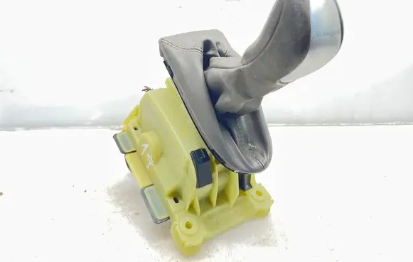 Mercedes-Benz E W211 Gear shifter/selector A2112674224
