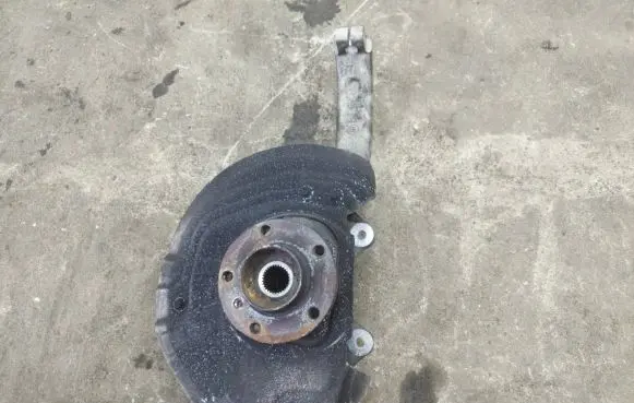 BMW X5 E70 Front wheel hub 31216773783