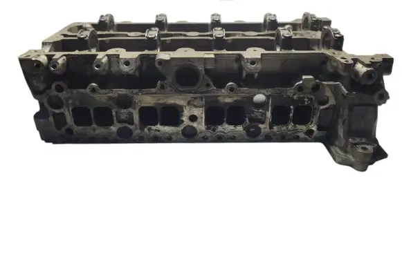 Mercedes-Benz Sprinter W906 Engine head R651016 1503M137E 111391193