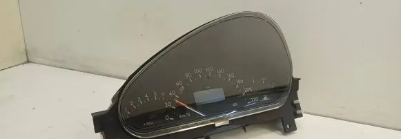 Mercedes-Benz A W168 Speedometer (instrument cluster) A1685404011 9910110440