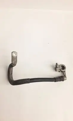 Volkswagen Touran I Negative earth cable (battery) 