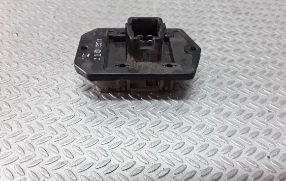 Toyota Yaris Heater blower motor/fan resistor