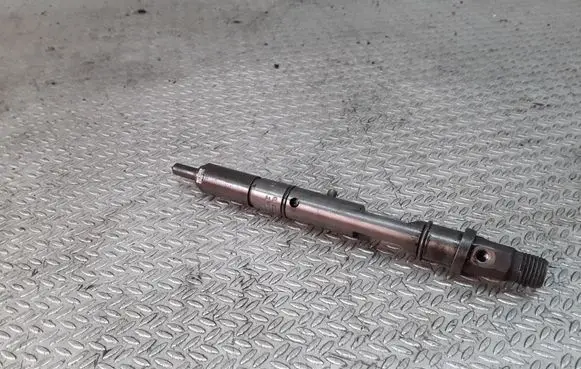 Audi A6 S6 C5 4B Fuel injector 059130201A