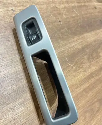 Volvo V50 Electric window control switch 30773217 03453405 01105092020015