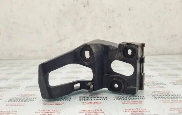 Seat Exeo (3R) Fender mounting bracket 8E0853921D