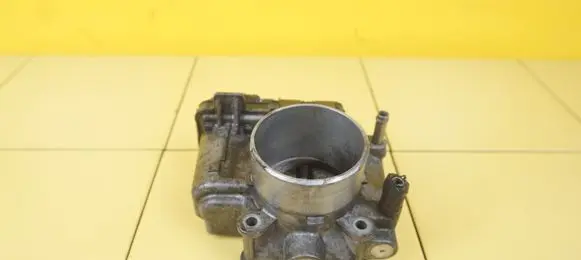 Mazda CX-7 Throttle body valve L35M13640A