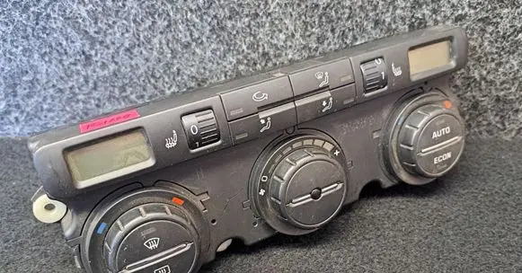 Volkswagen PASSAT B6 Climate control unit 1Z0907044N