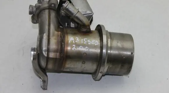 Audi A3 S3 8V EGR valve 04L131512D