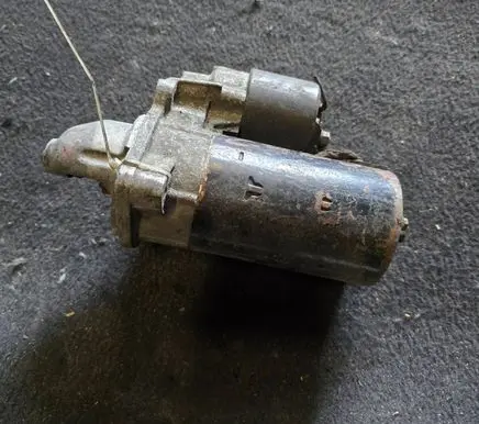 Ford Focus C-MAX Starter motor 0001108157