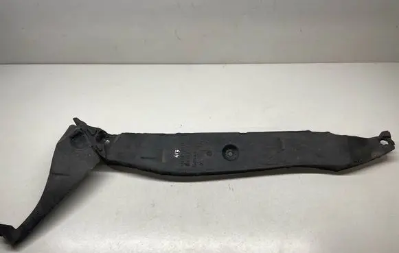 Audi A8 S8 D4 4H Fender end trim 4H0821112C