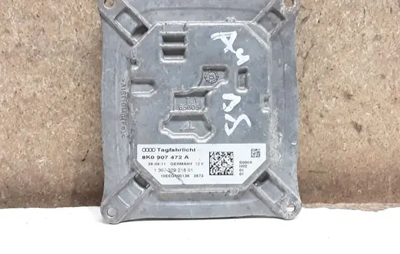 Audi A4 S4 B8 8K Headlight ballast module Xenon 8K0907472A