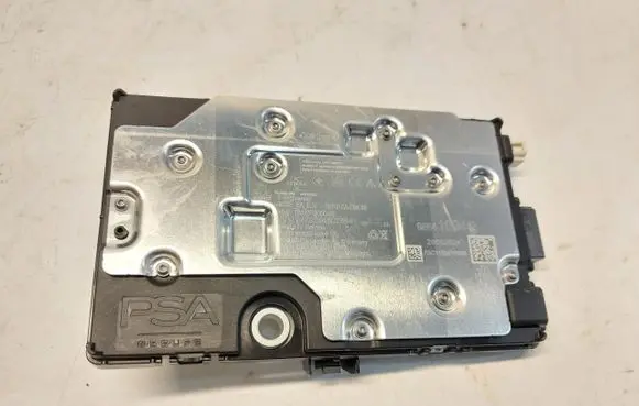 Opel Vivaro Antenna control unit 9864109480JLK01