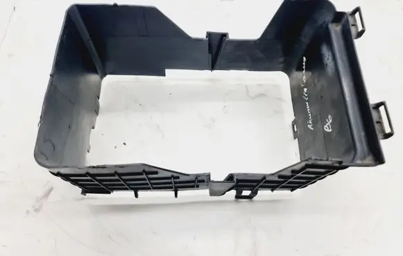 Volkswagen PASSAT B6 Battery box tray 1K0915335C 1K0915336B