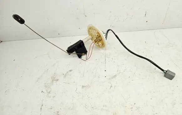 Volvo V70 Fuel level sensor 19126
