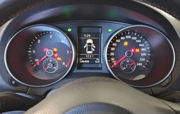 Volkswagen Golf VI Speedometer (instrument cluster) 5K0920872A IMPRK1437961
