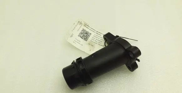 BMW 5 F10 F11 Engine coolant pipe/hose 8511205 11118511205