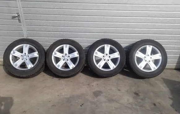 Mercedes-Benz GLK (X204) R17 alloy rim 2044015502 75JX17H2ET475