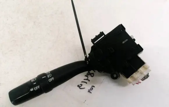 Toyota Avensis T250 Indicator stalk 173650A