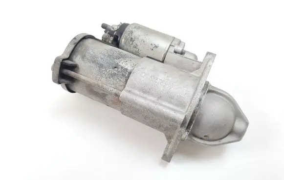Opel Zafira C Starter motor 55576980 8000387 H258E12B