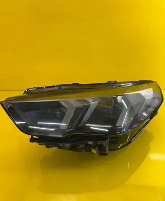 BMW X1 U11 Headlight/headlamp 5A77EB3-05