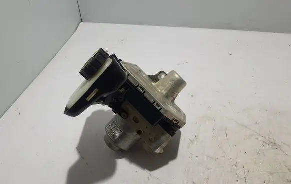 Volvo XC90 ABS Pump 32279538