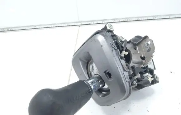 Honda CR-V Gear shifter/selector SWAA751