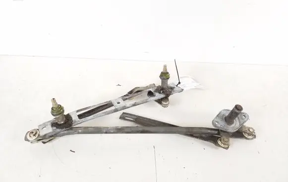 Front wiper linkage
