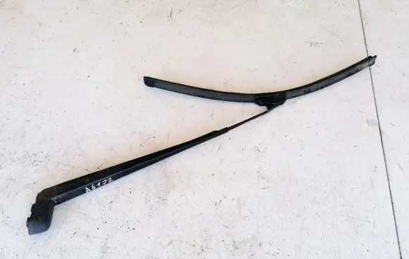Renault Scenic I Front wiper blade arm 77008435265