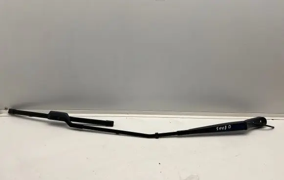 Peugeot 5008 II Front wiper blade arm 9810664980