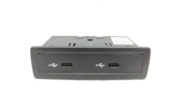 Mercedes-Benz A W177 USB socket connector A2478204002 0037818 HW1751SW1751