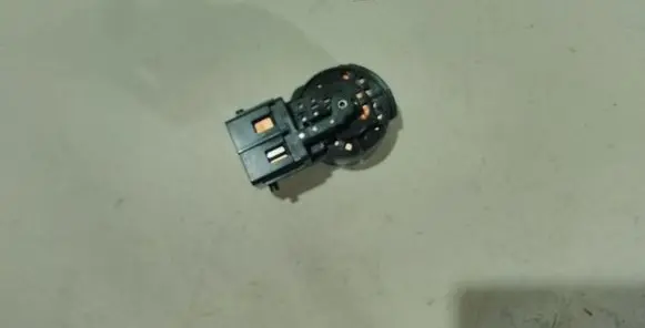 Mazda 3 I Ignition lock contact 