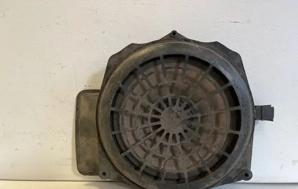 Audi A4 S4 B6 8E 8H Subwoofer speaker 8E5035412