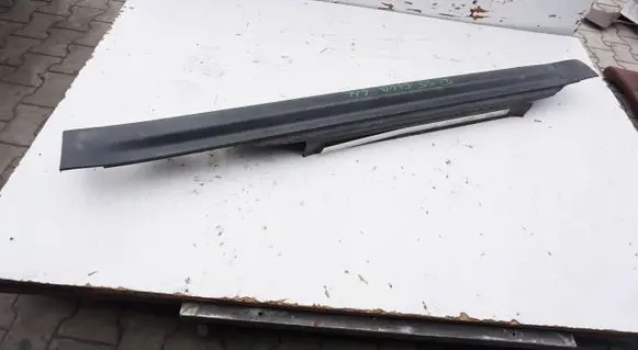 Mini One - Cooper Clubman R55 Front sill trim cover LISTWANAKADKA